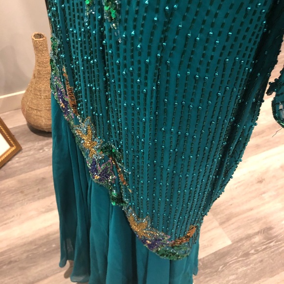 TOTALLY VINTAGE CINDERELLA DRESS by ZIMBLE - Picture 7 of 7